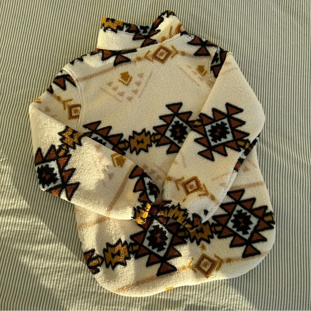 Aztec Patterned Cream Sweater - Picture 4 of 7